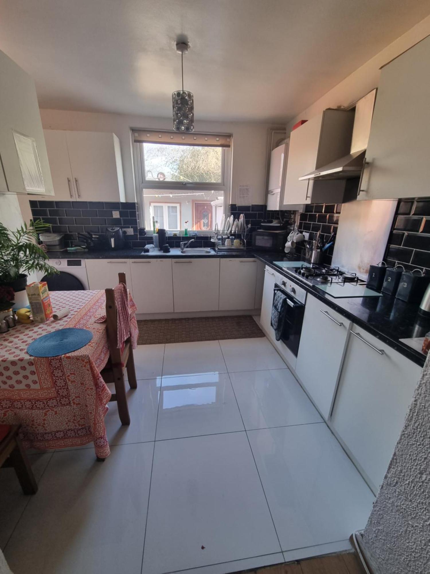 Gazde/Camere de închiriat Private In London, Londra